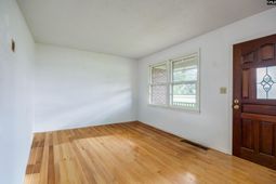 8543 North Road  photo 4