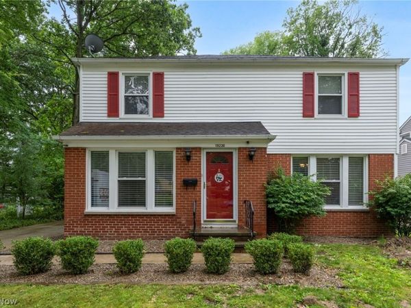 19230 Scottsdale Boulevard , Shaker Heights, OH 44122