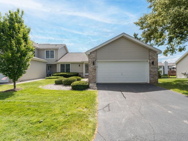 7600 Woodbridge Lane, Portage, MI 49024