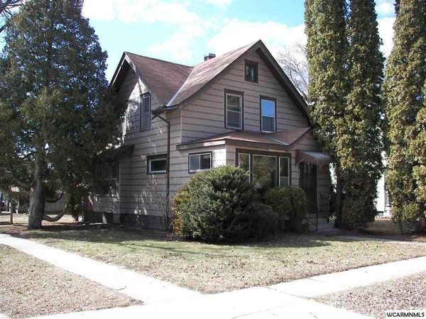 824 3rd Street SE, Willmar, MN 56201