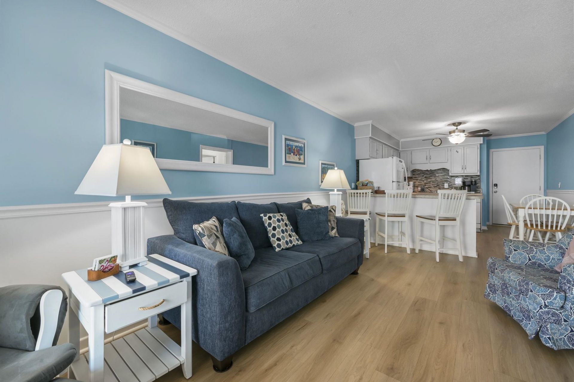 9520 Shore Dr. Photo 17