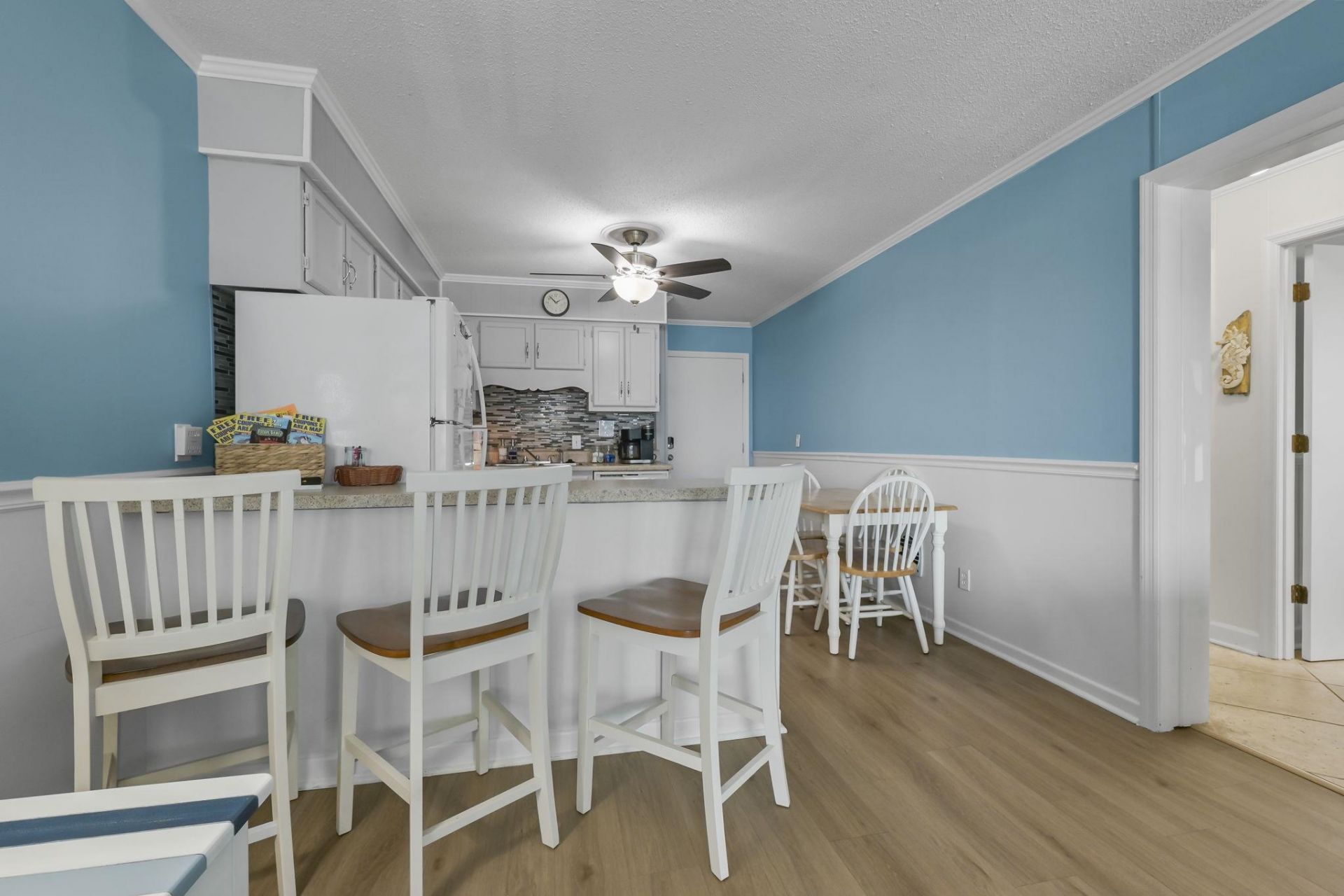 9520 Shore Dr. Photo 18