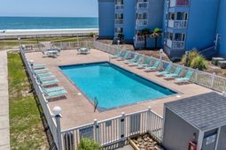 9520 Shore Dr. photo 4