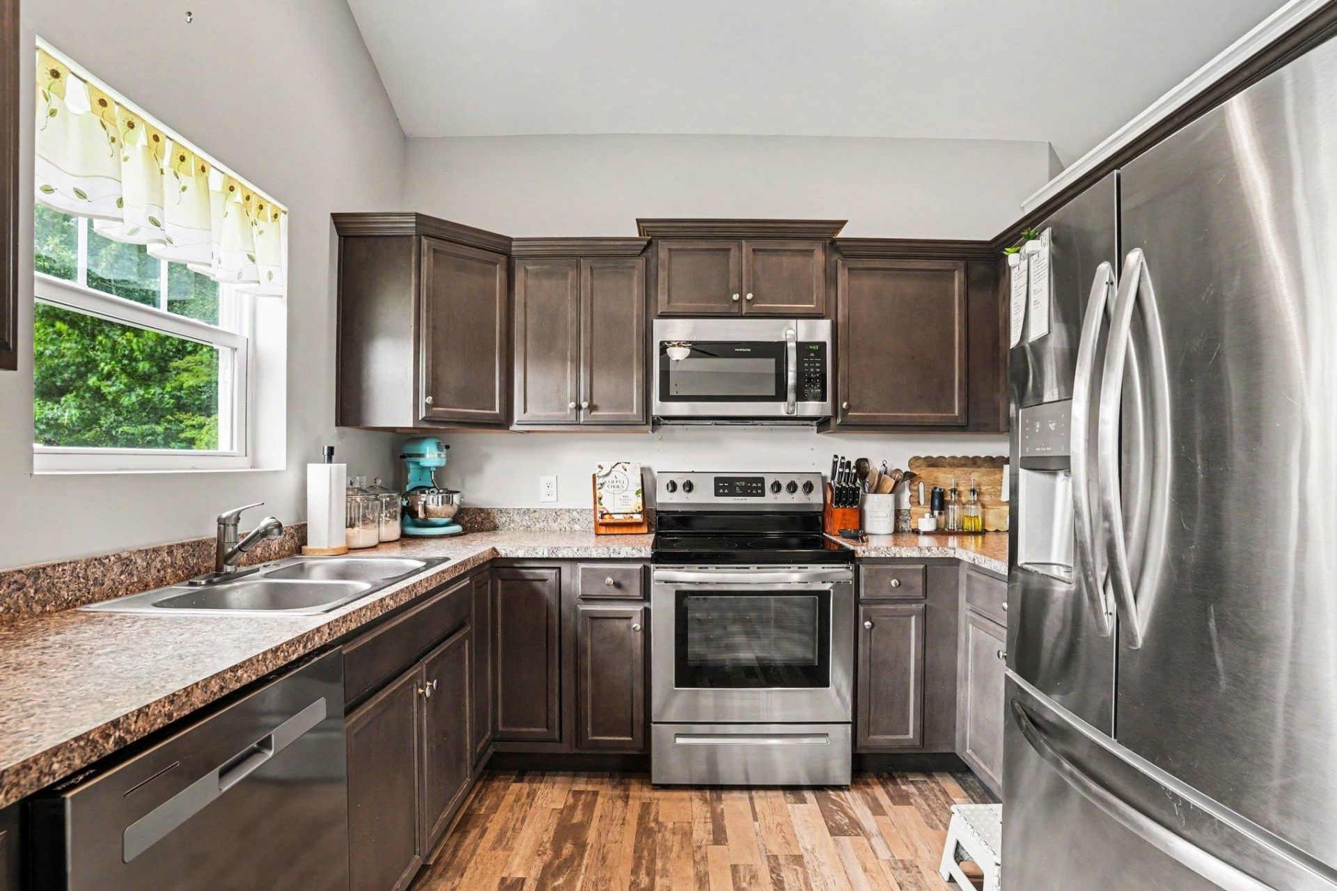 3468 Holly Loop Photo 13