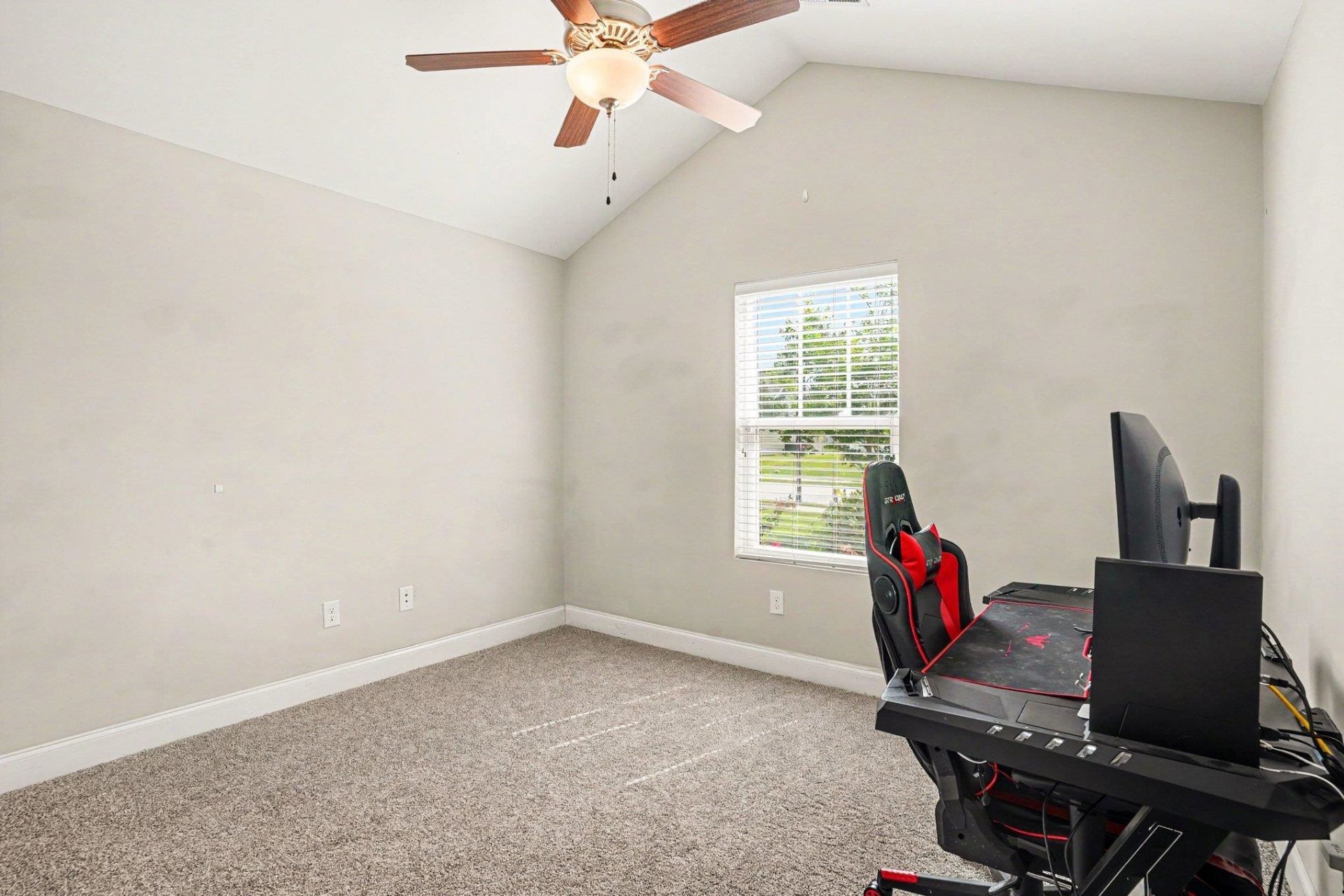 3468 Holly Loop Photo 16