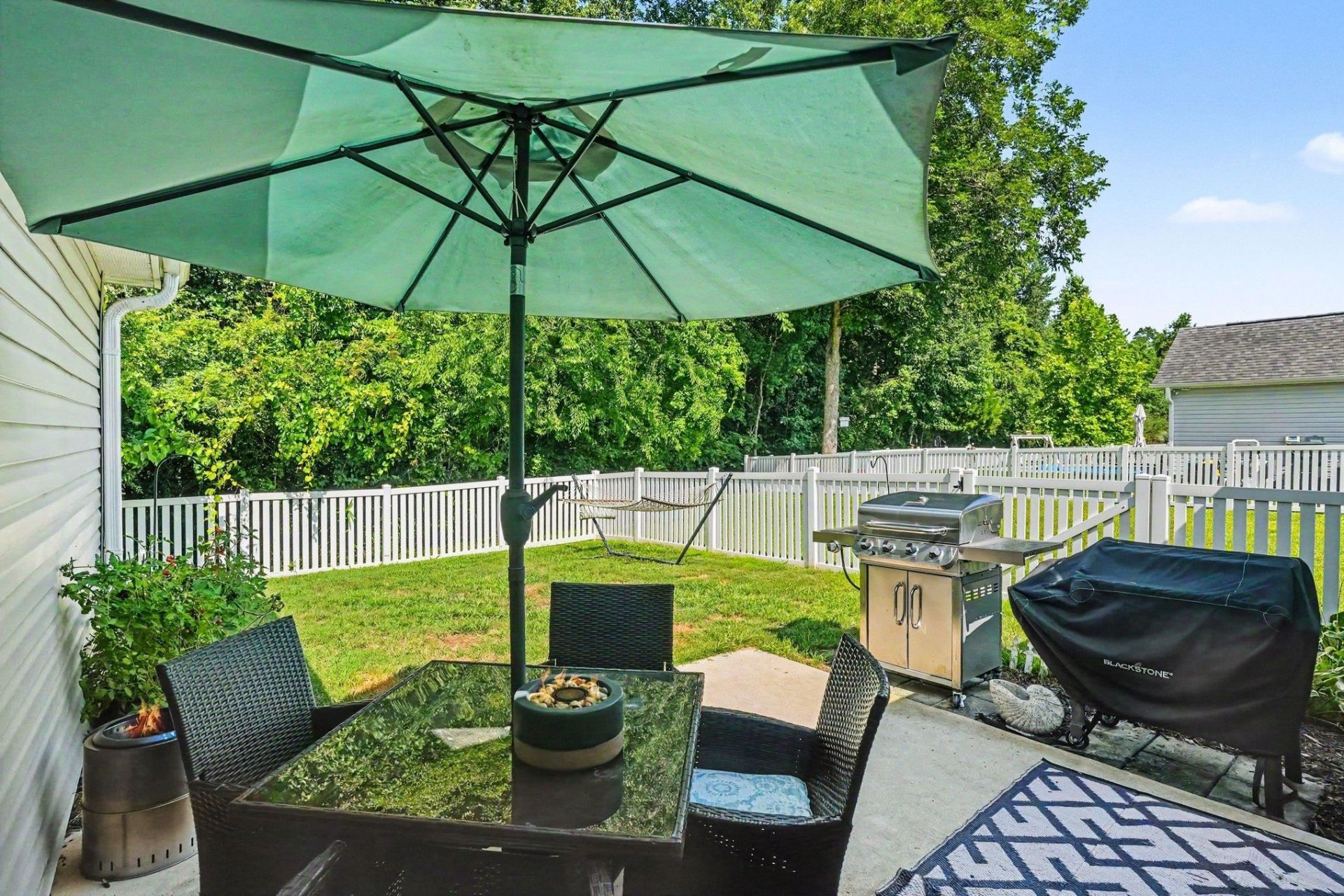 3468 Holly Loop Photo 26