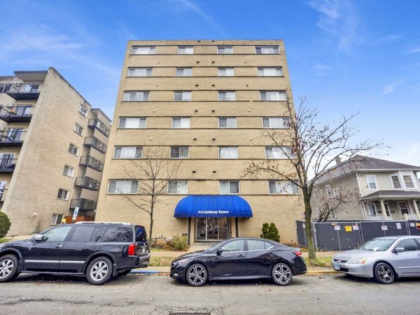314 Lathrop Avenue , Unit 407, Forest Park, IL 60130