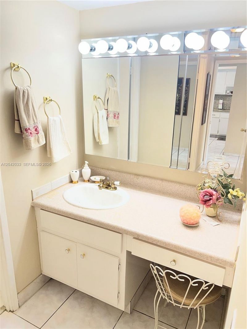 1351 NE Miami Gardens Dr , Unit 222E, Miami, FL 33179 Photo
