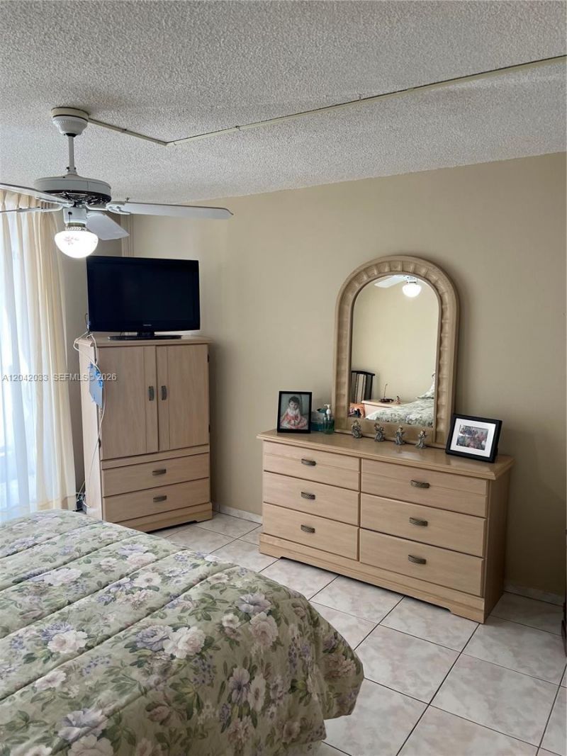 1351 NE Miami Gardens Dr , Unit 222E, Miami, FL 33179 Photo