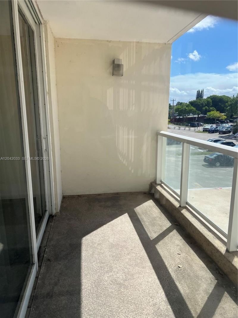 1351 NE Miami Gardens Dr , Unit 222E, Miami, FL 33179 Photo