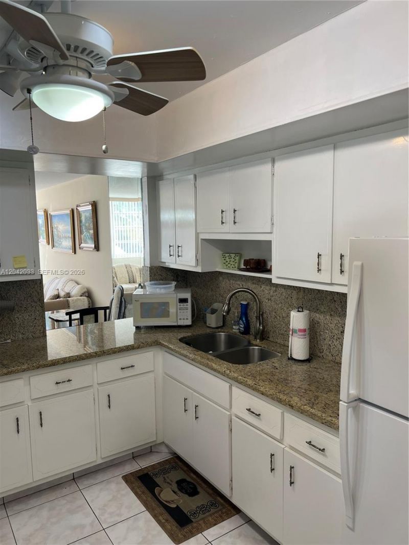 1351 NE Miami Gardens Dr , Unit 222E, Miami, FL 33179 Photo