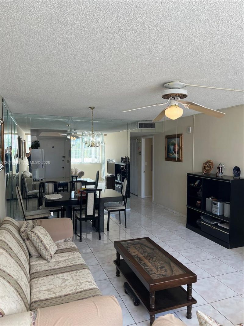 1351 NE Miami Gardens Dr , Unit 222E, Miami, FL 33179 Photo