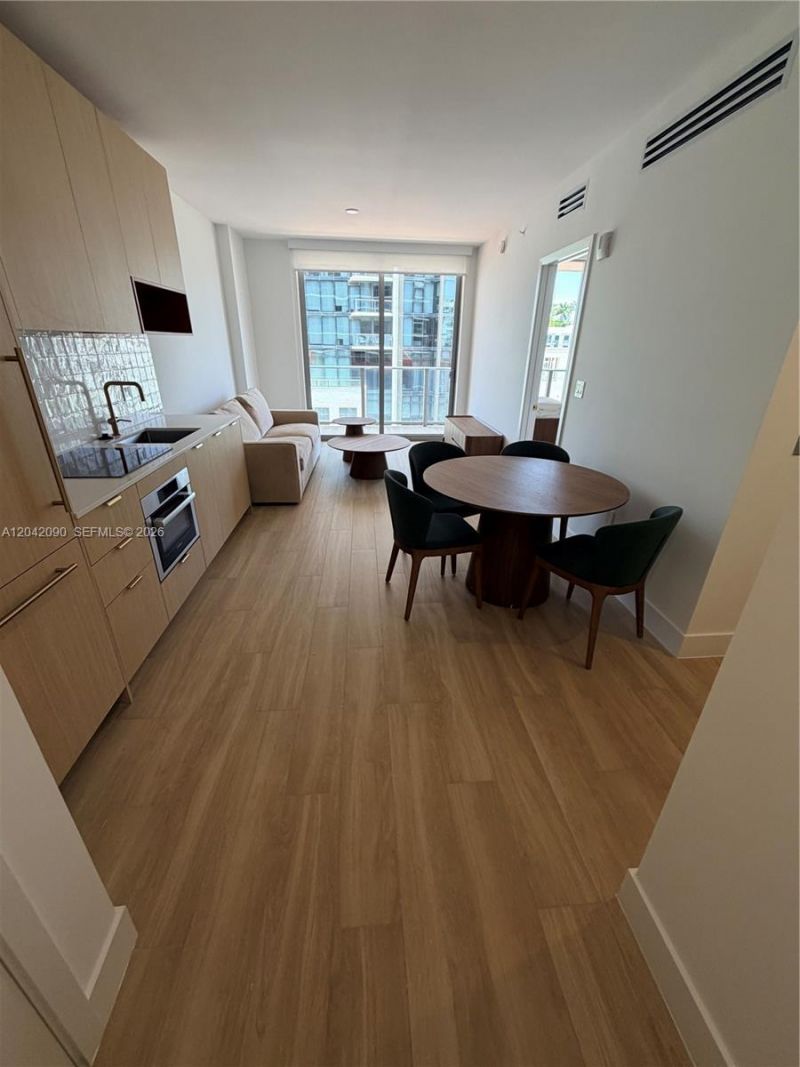 90 NE 32nd St , Unit 706, Miami, FL 33137 Photo