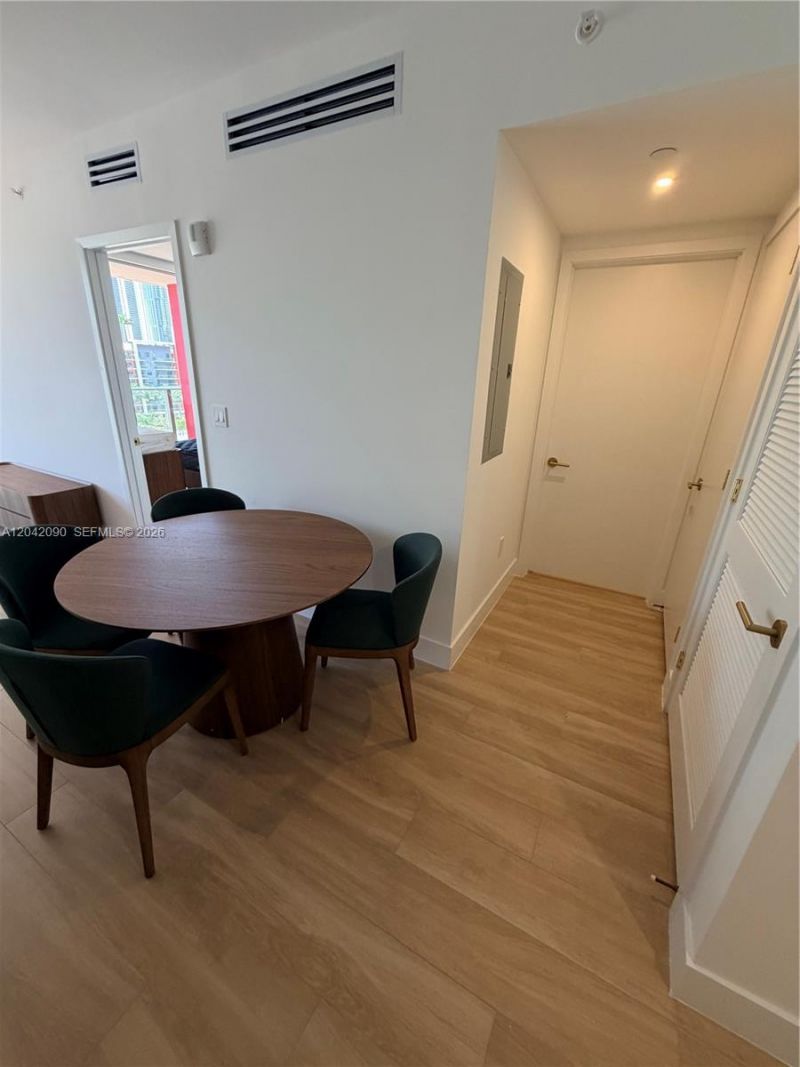 90 NE 32nd St , Unit 706, Miami, FL 33137 Photo