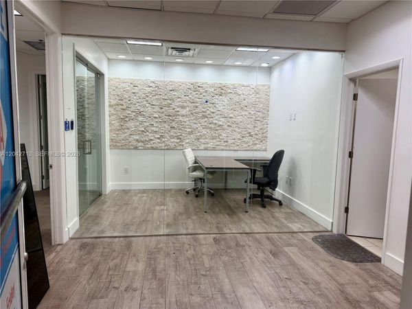 7500 NW 25th St , Unit 205, Miami, FL 33122