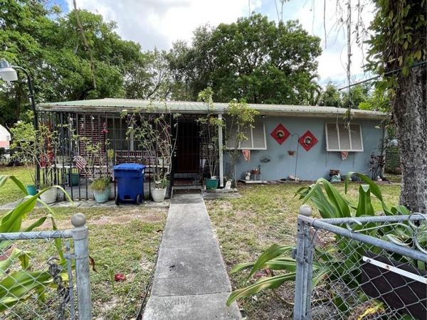 1797 NW 113th Ter, Miami, FL 33167