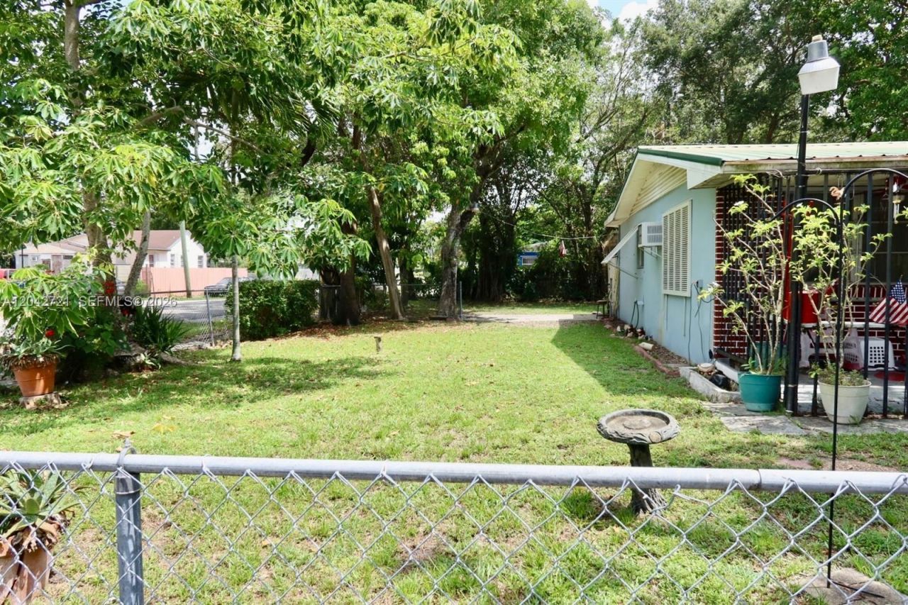 1797 NW 113th Ter, Miami, FL 33167 Photo