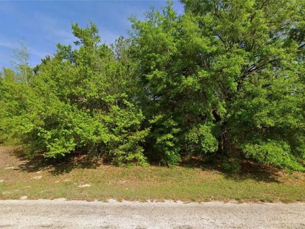 689 E Hope Pl , Dunnellon, FL 34434