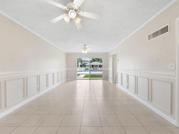 510 Prosperity Farms Rd. Road, Unit 4b, North Palm Beach, FL 33408