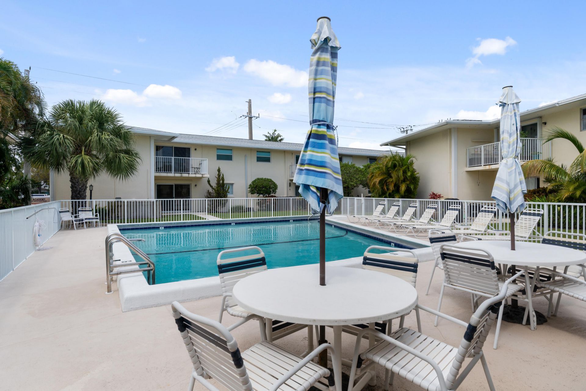 510 Prosperity Farms Rd. Road, Unit 4b, North Palm Beach, FL 33408 Photo