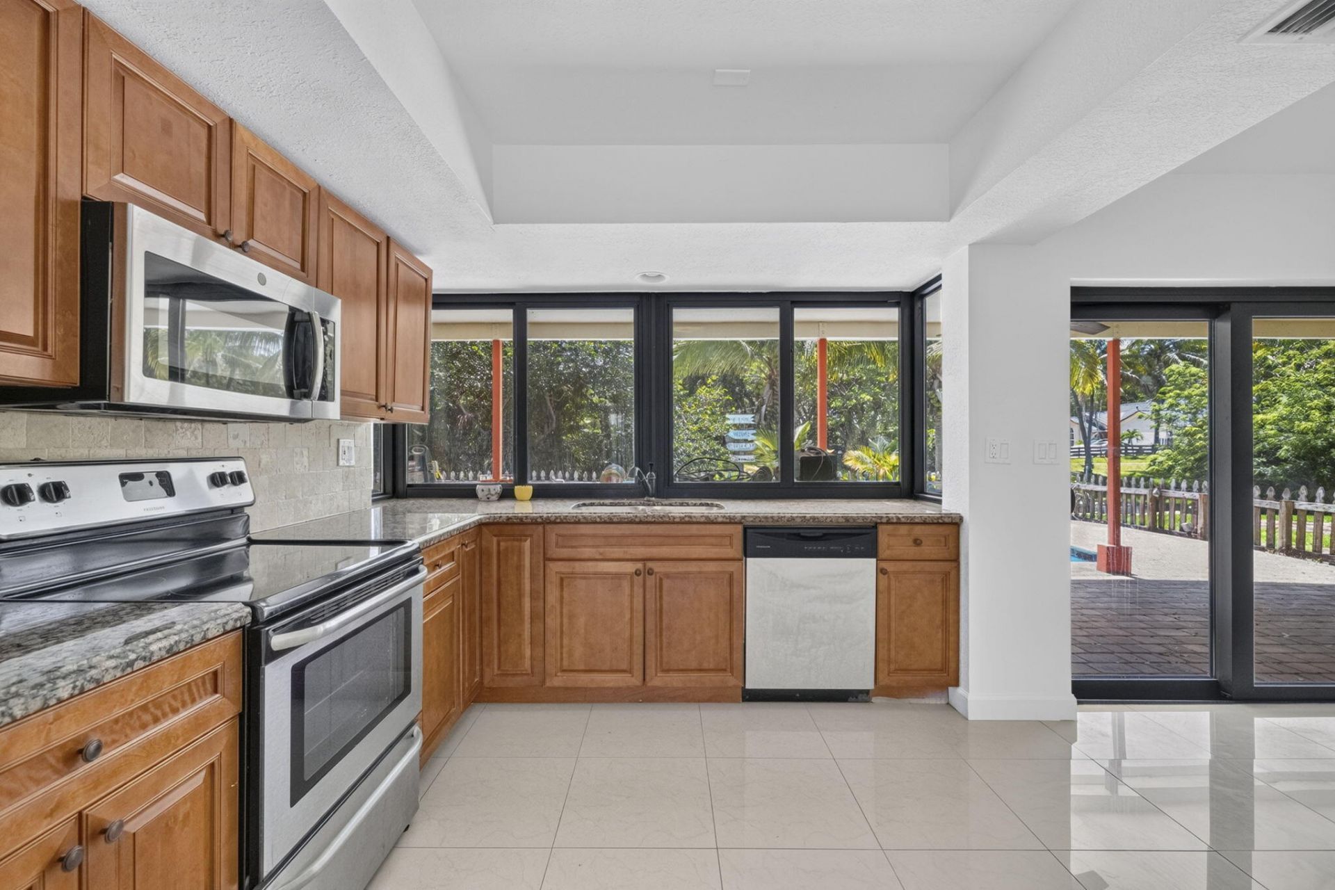 5411 SW 94th Avenue, Cooper City, FL 33328 Photo