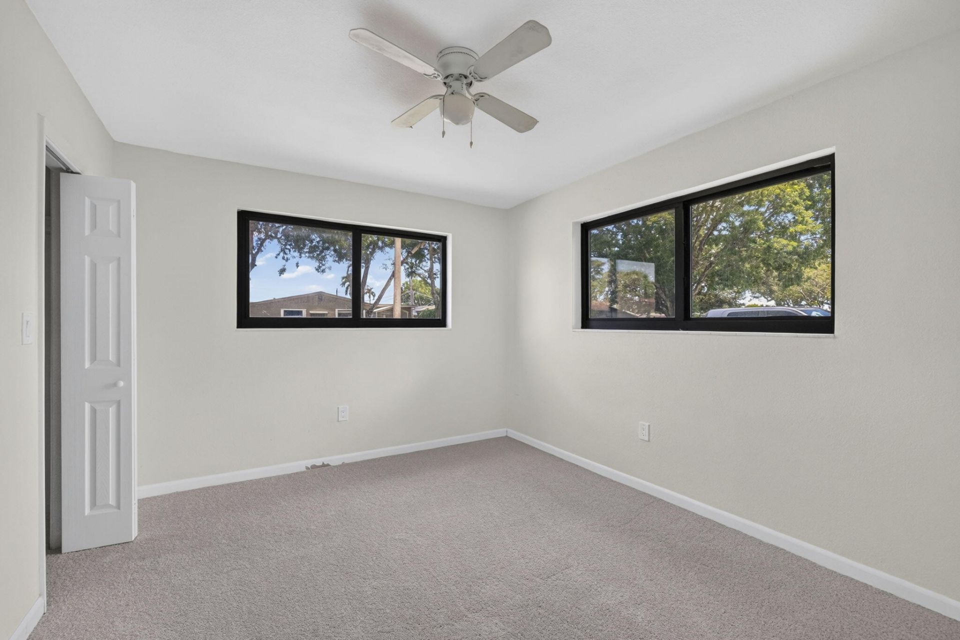 5411 SW 94th Avenue, Cooper City, FL 33328 Photo