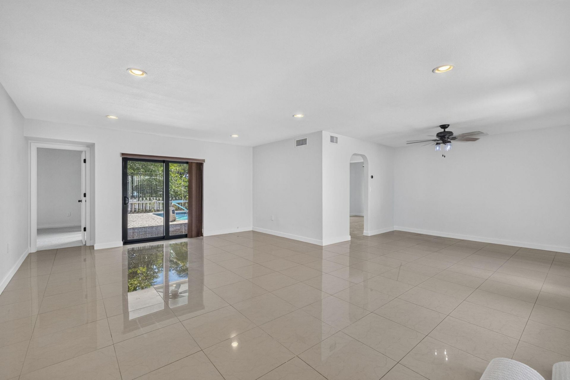 5411 SW 94th Avenue, Cooper City, FL 33328 Photo