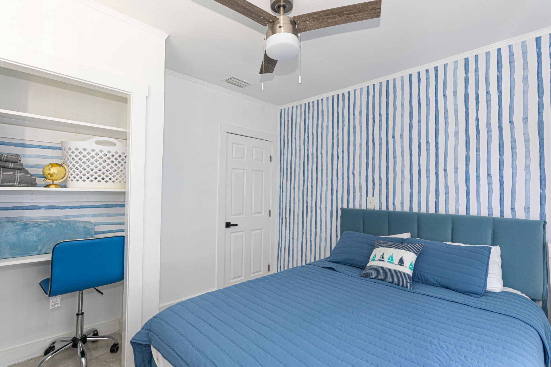 305 N Lakeside Drive, Lake Worth Beach, FL 33460 Photo