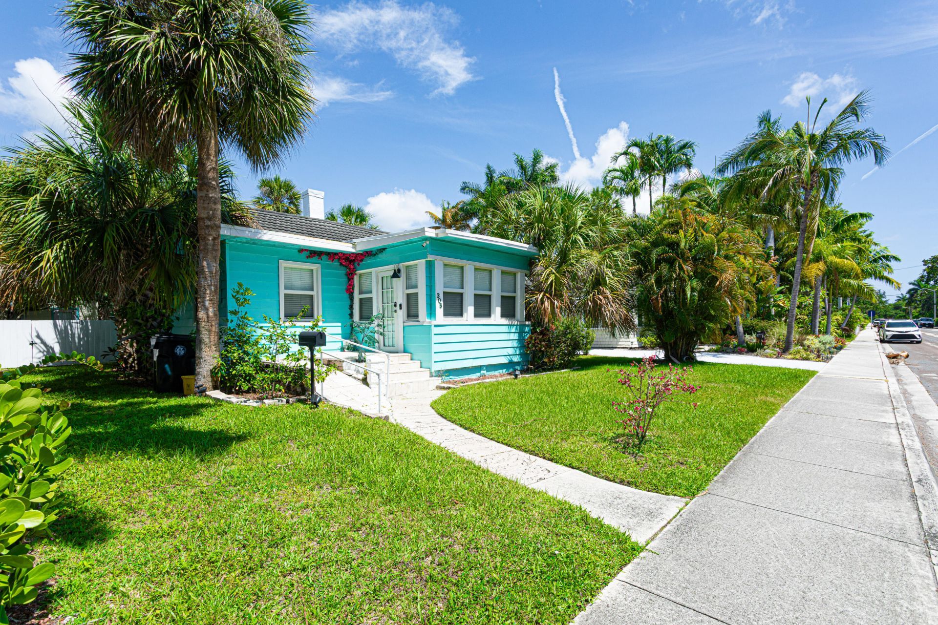305 N Lakeside Drive, Lake Worth Beach, FL 33460 Photo