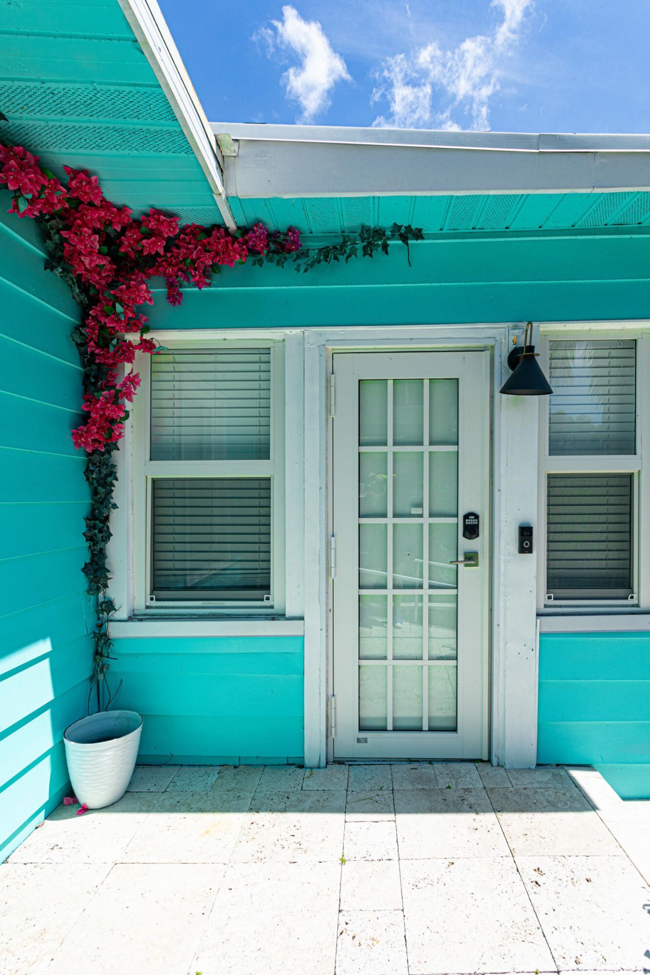 305 N Lakeside Drive, Lake Worth Beach, FL 33460 Photo