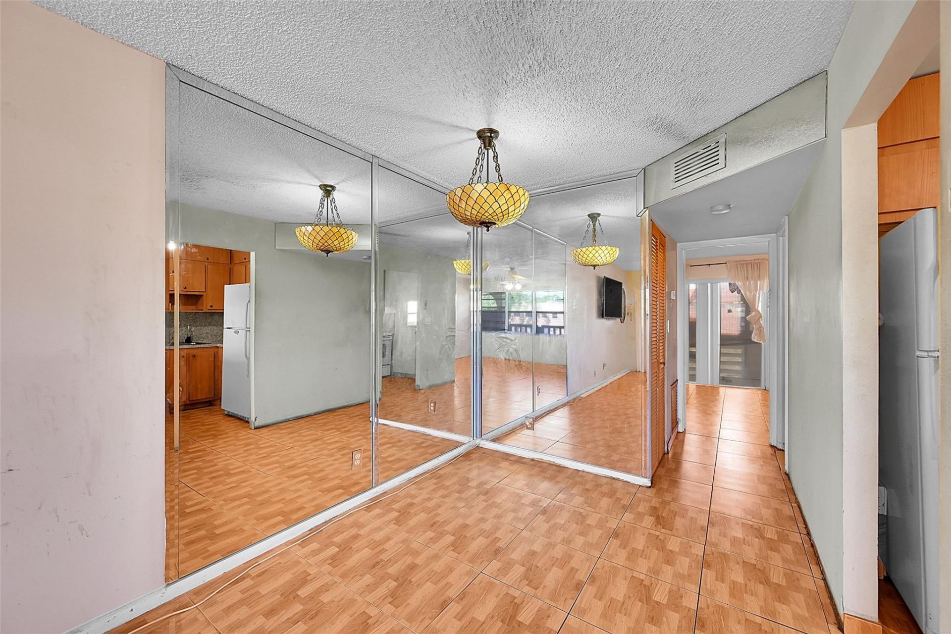 9101 Sunrise Lakes Boulevard, Unit 206, Sunrise, FL 33322 Photo