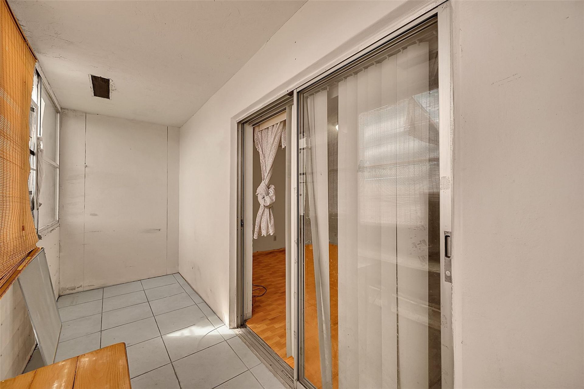 9101 Sunrise Lakes Boulevard, Unit 206, Sunrise, FL 33322 Photo