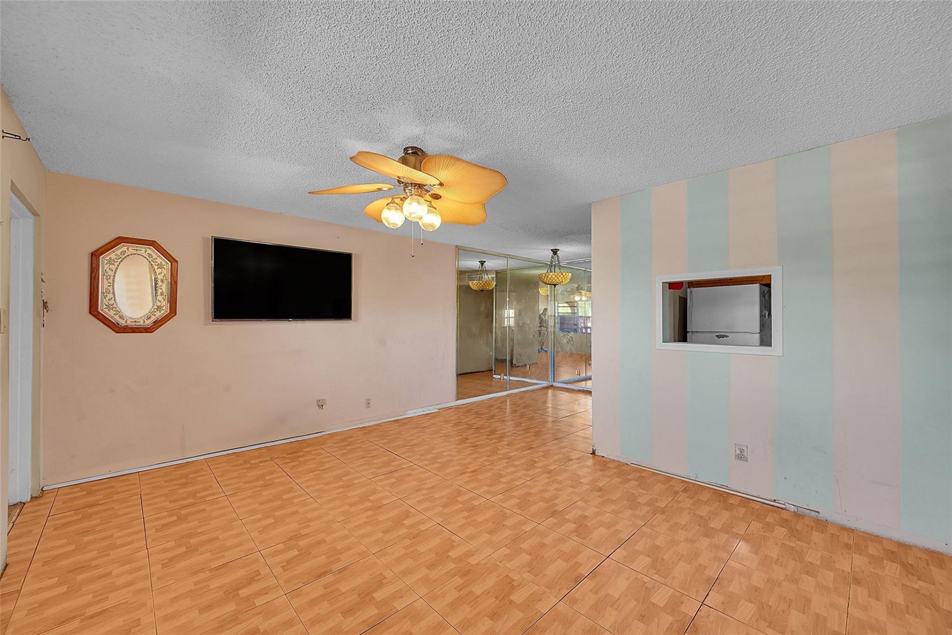 9101 Sunrise Lakes Boulevard, Unit 206, Sunrise, FL 33322 Photo