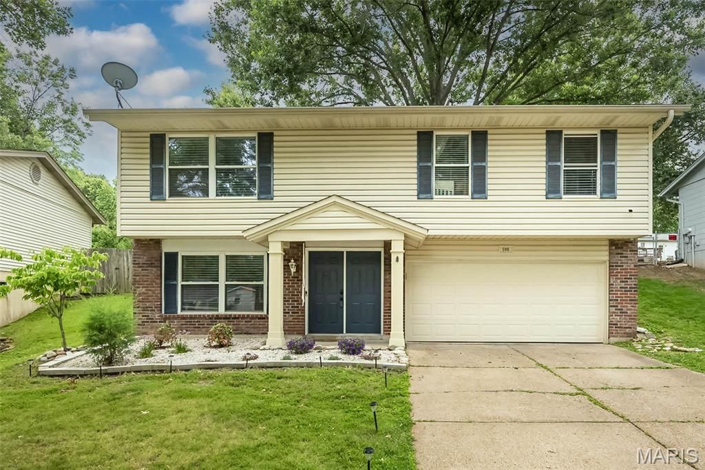 508 Arborwood Drive, Ballwin, MO 63021 Main Photo