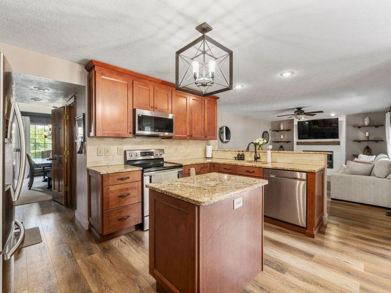 10146 Chantry Place, Pickerington, OH 43147 Photo 17