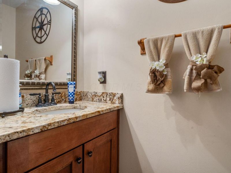 10146 Chantry Place, Pickerington, OH 43147 Photo 24