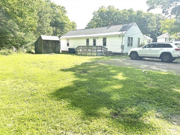 61 Carruth Rd, Templeton, MA 01468