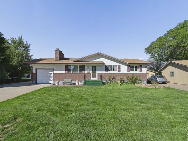 61 Radcliff Lane, Pueblo, CO 81005