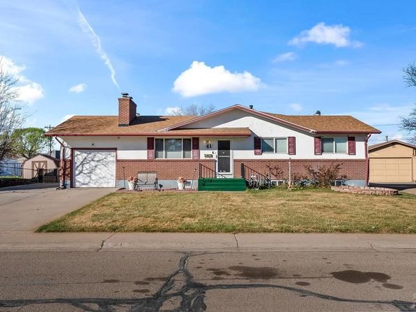 61 Radcliff Lane, Pueblo, CO 81005