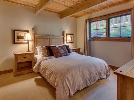 945 Skyline Drive, Tahoe City, CA 96145 Photo