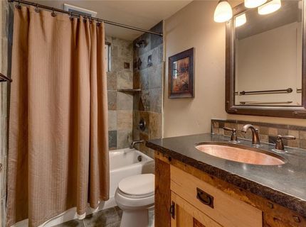 945 Skyline Drive, Tahoe City, CA 96145 Photo