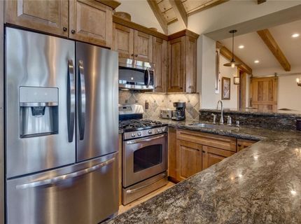 945 Skyline Drive, Tahoe City, CA 96145 Photo