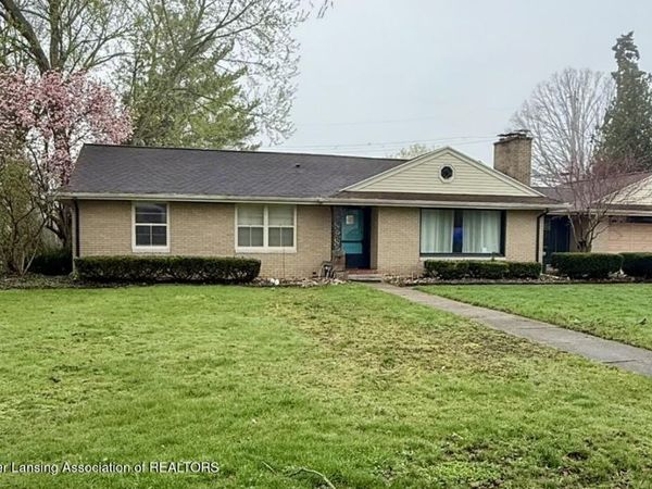 2813 E Westchester Road, Lansing, MI 48911