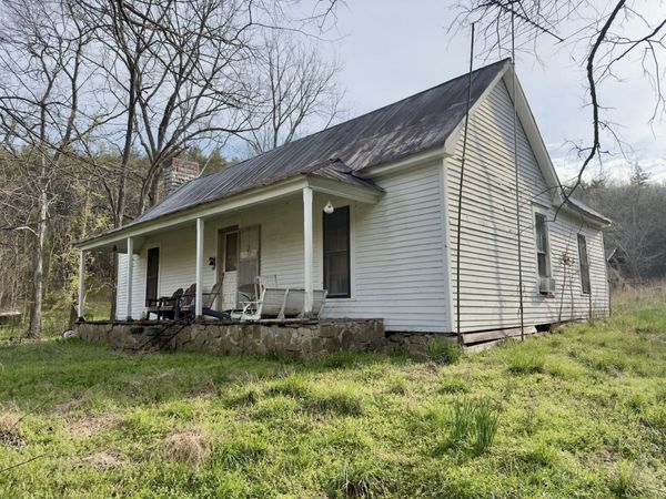 3780A Hurricane Creek Rd , Woodbury, TN 37190