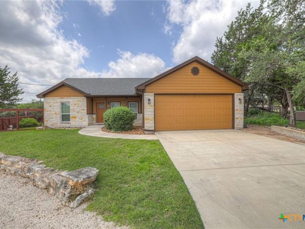596 Riviera Drive , Canyon Lake, TX 78133
