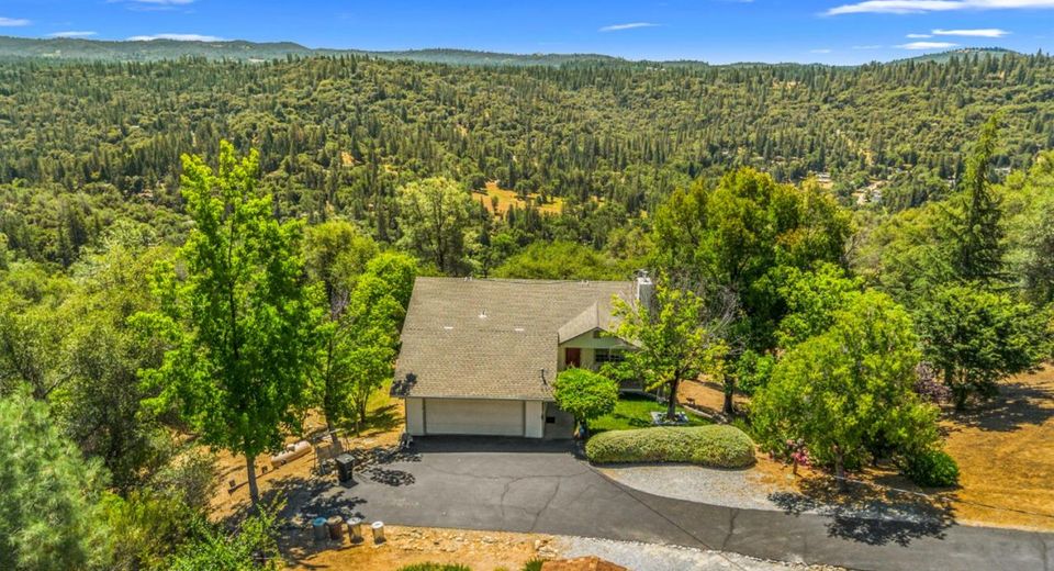 5045 Free Fox Ln, Placerville, CA 95667 Photo