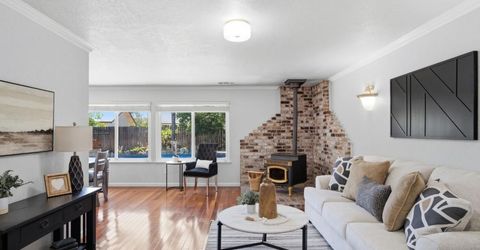 7006 Bridgeport Cir, Stockton, CA 95207 Photo