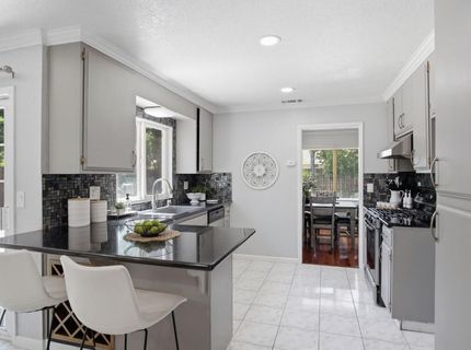 7006 Bridgeport Cir, Stockton, CA 95207 Photo