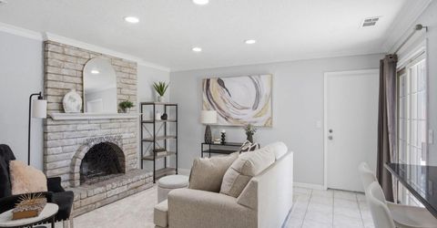 7006 Bridgeport Cir, Stockton, CA 95207 Photo