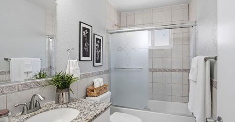 7006 Bridgeport Cir, Stockton, CA 95207 Photo